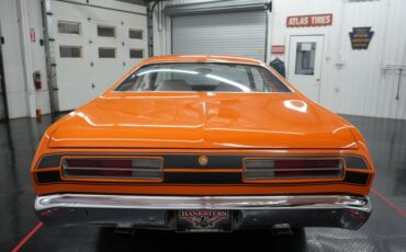 Unknown-Duster-1972-Orange-White-25