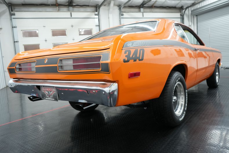 Unknown-Duster-1972-Orange-White-31