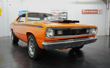 Unknown-Duster-1972-Orange-White-35