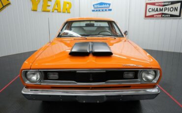Unknown-Duster-1972-Orange-White-39