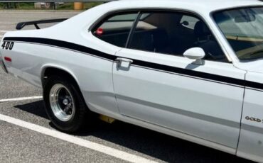 Unknown-Duster-1973-White-3