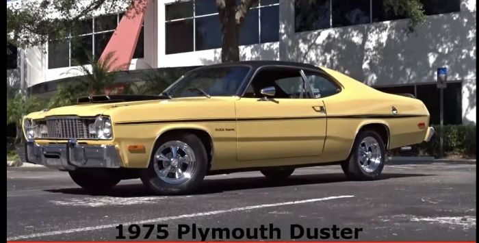 Unknown-Duster-1975-Yellow-14