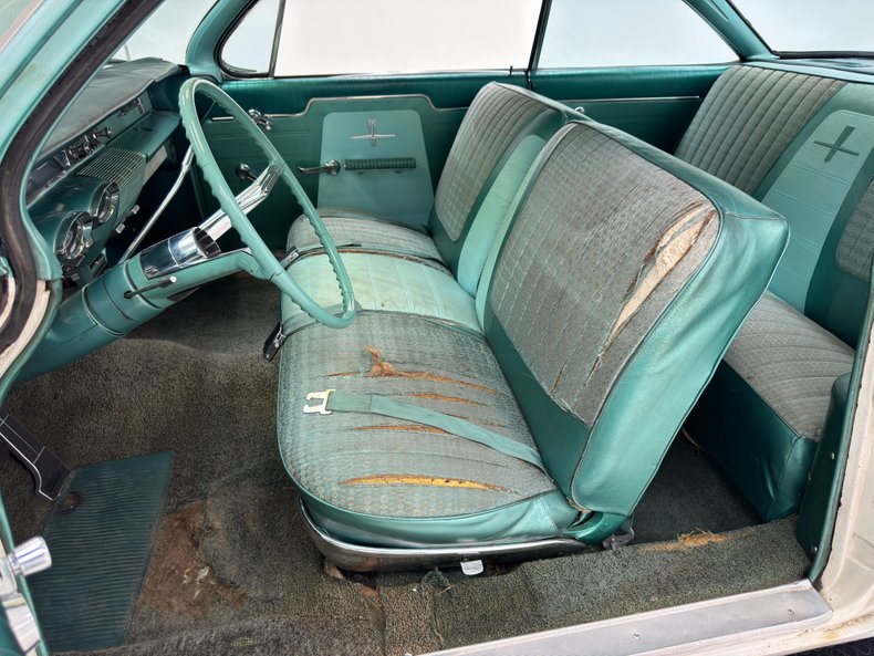 Unknown-Dynamic-88-1961-Provincial-White-Green-42