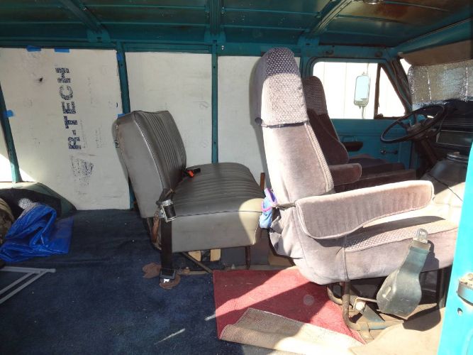Unknown-E-300-1970-Blue-4