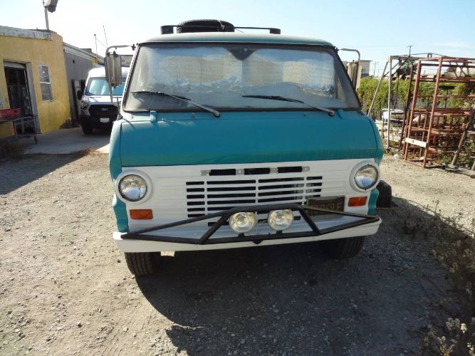 Unknown-E-300-1970-Blue-5