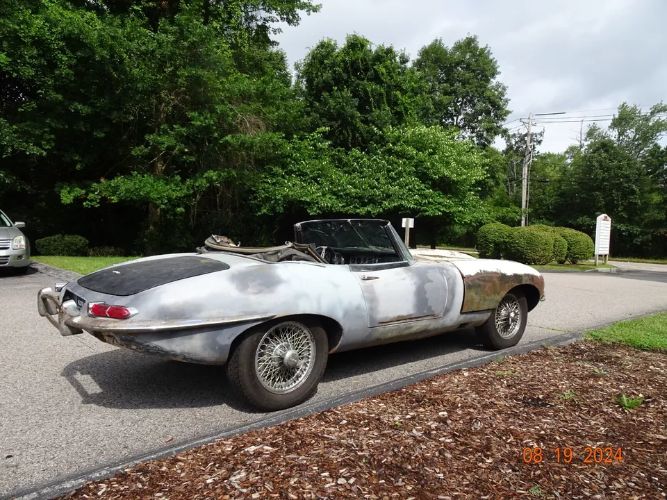Unknown-E-type-1963-Blue-Black-4