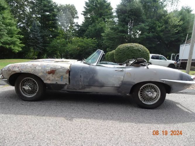 Unknown-E-type-1963-Blue-Black-5