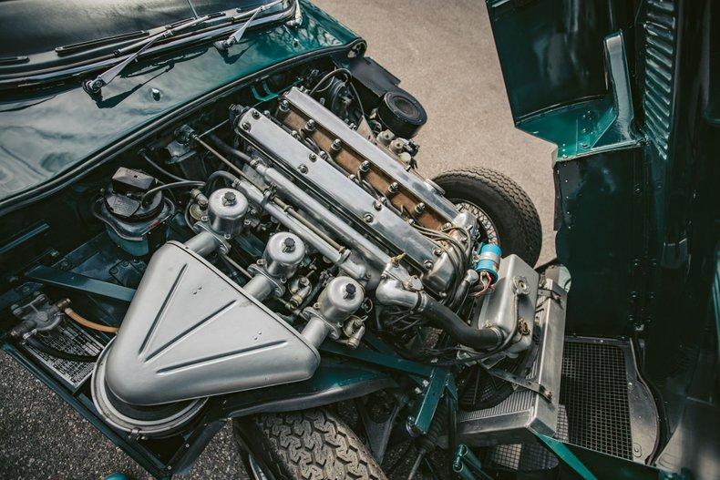 Unknown-E-type-1964-Green-Tan-1