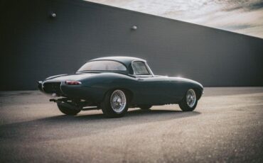 Unknown-E-type-1964-Green-Tan-12