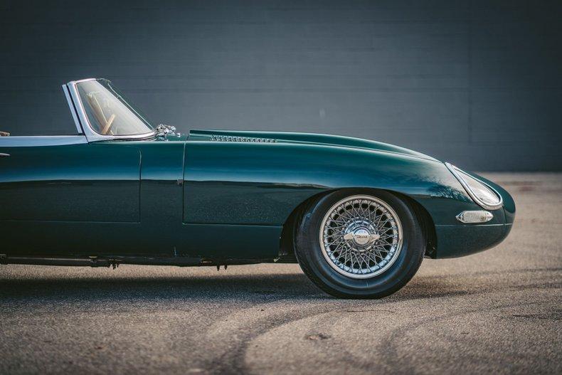 Unknown-E-type-1964-Green-Tan-18