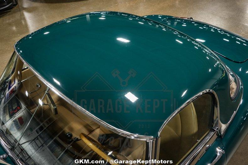 Unknown-E-type-1964-Green-Tan-24