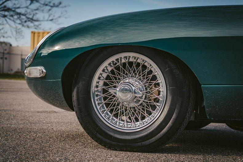 Unknown-E-type-1964-Green-Tan-25