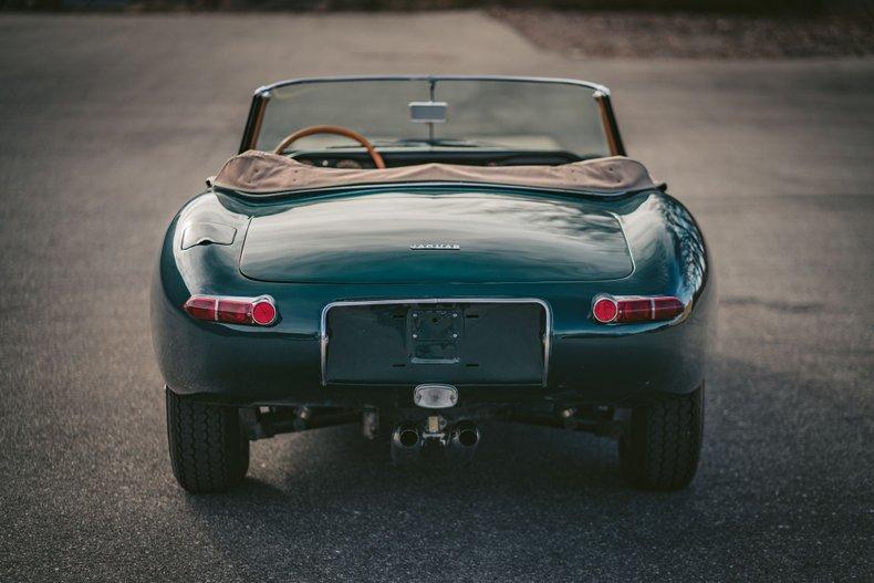 Unknown-E-type-1964-Green-Tan-30