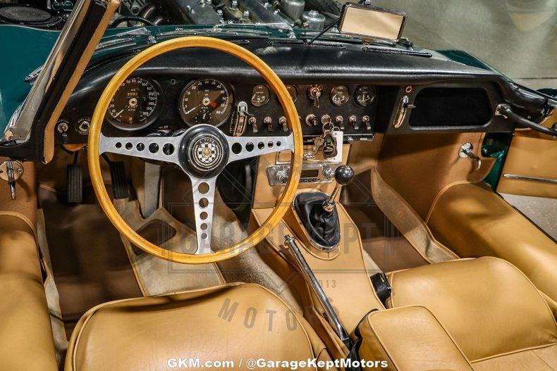 Unknown-E-type-1964-Green-Tan-35