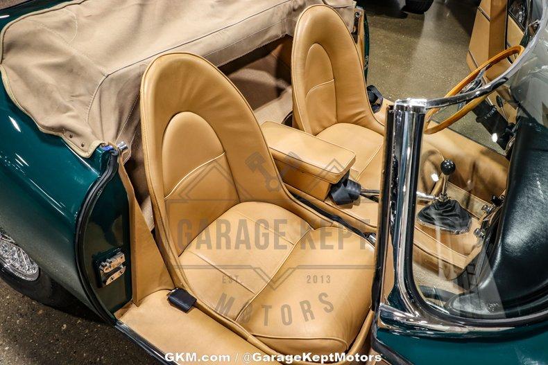 Unknown-E-type-1964-Green-Tan-36