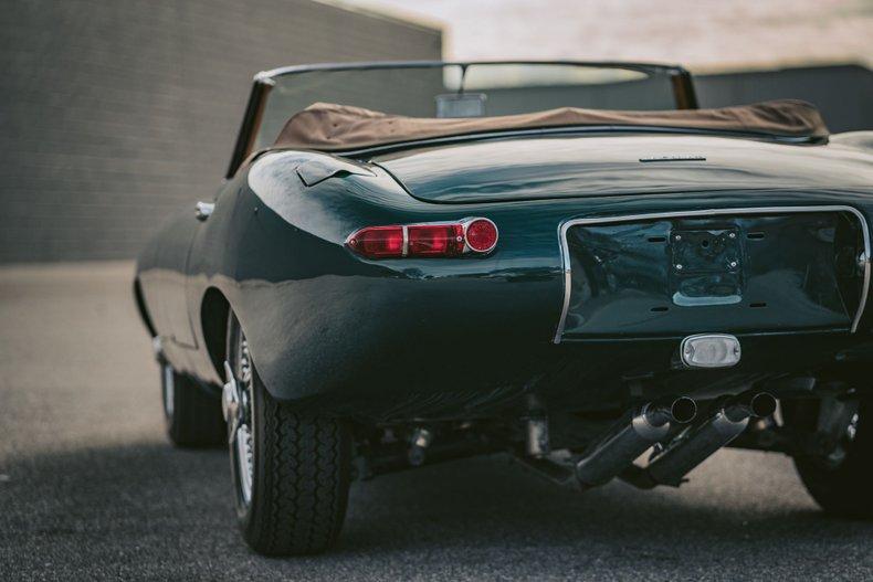 Unknown-E-type-1964-Green-Tan-8