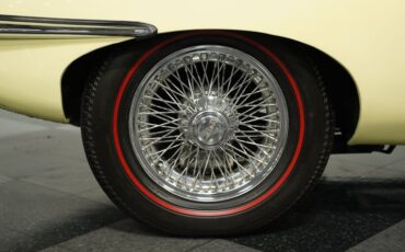 Unknown-E-type-1968-Pale-Primrose-Black-19