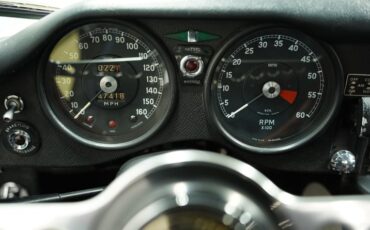 Unknown-E-type-1968-Pale-Primrose-Black-21