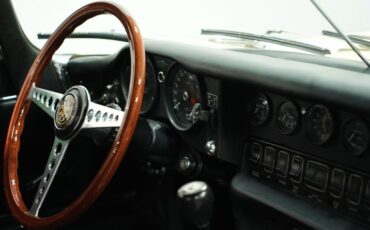 Unknown-E-type-1968-Pale-Primrose-Black-25