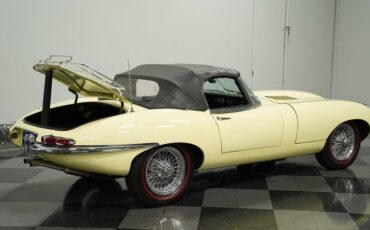 Unknown-E-type-1968-Pale-Primrose-Black-29