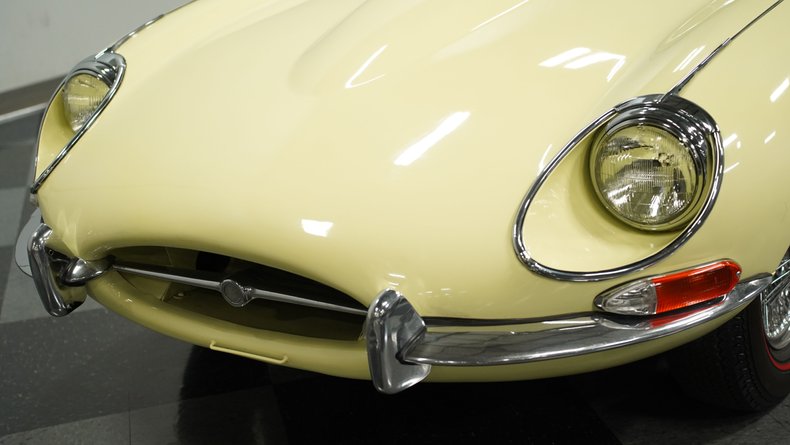 Unknown-E-type-1968-Pale-Primrose-Black-37
