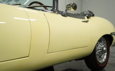 Unknown-E-type-1968-Pale-Primrose-Black-38