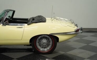 Unknown-E-type-1968-Pale-Primrose-Black-40