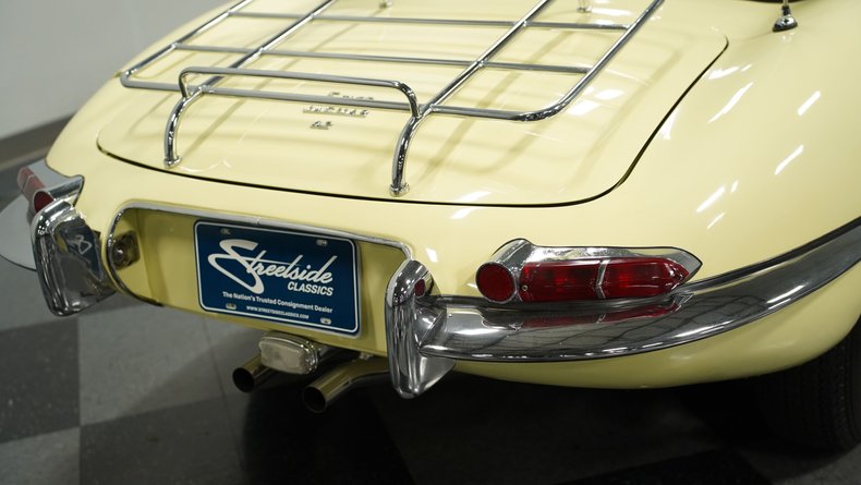 Unknown-E-type-1968-Pale-Primrose-Black-43