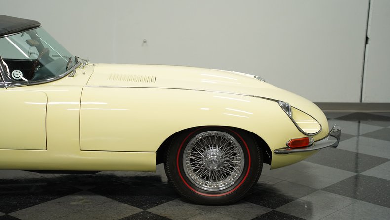 Unknown-E-type-1968-Pale-Primrose-Black-46