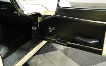 Unknown-E-type-1968-Pale-Primrose-Black-9