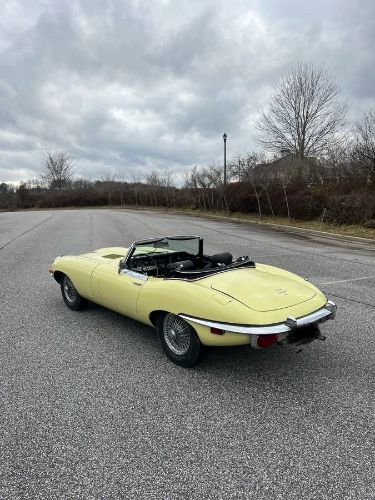 Unknown-E-type-1970-Yellow-2