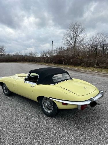 Unknown-E-type-1970-Yellow