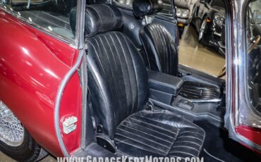 Unknown-E-type-1971-Regency-Red-Black-16