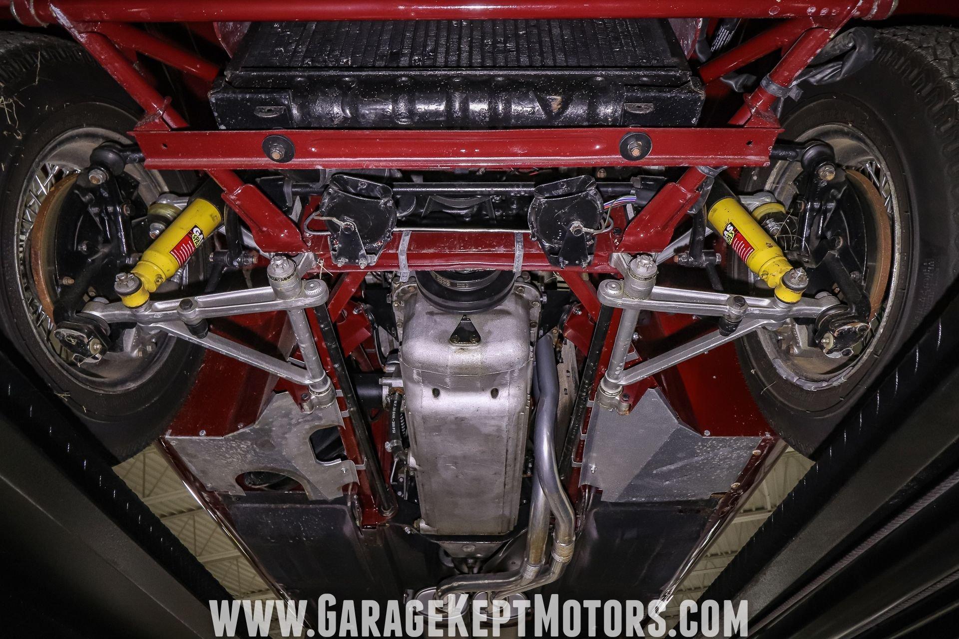 Unknown-E-type-1971-Regency-Red-Black-18
