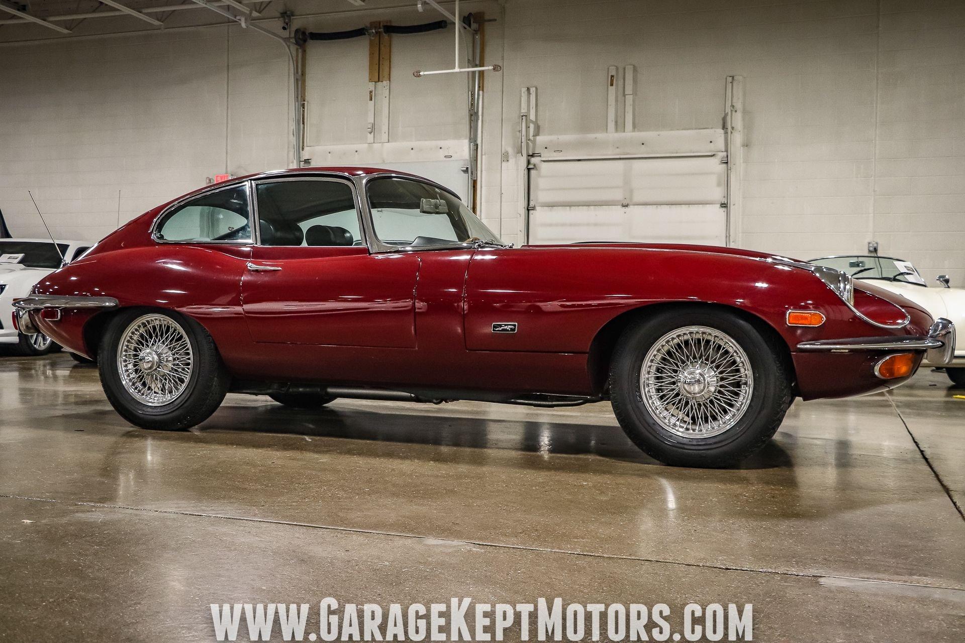 Unknown-E-type-1971-Regency-Red-Black-31