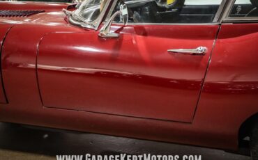 Unknown-E-type-1971-Regency-Red-Black-4