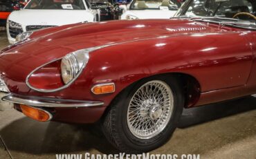 Unknown-E-type-1971-Regency-Red-Black-46