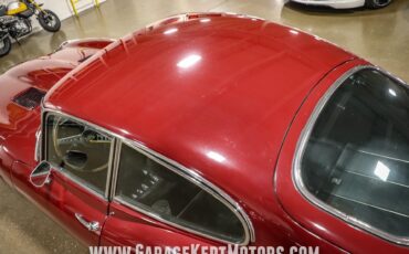 Unknown-E-type-1971-Regency-Red-Black-48