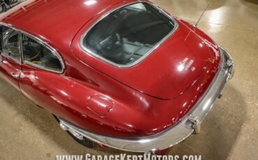 Unknown-E-type-1971-Regency-Red-Black-49