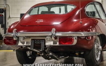 Unknown-E-type-1971-Regency-Red-Black-5