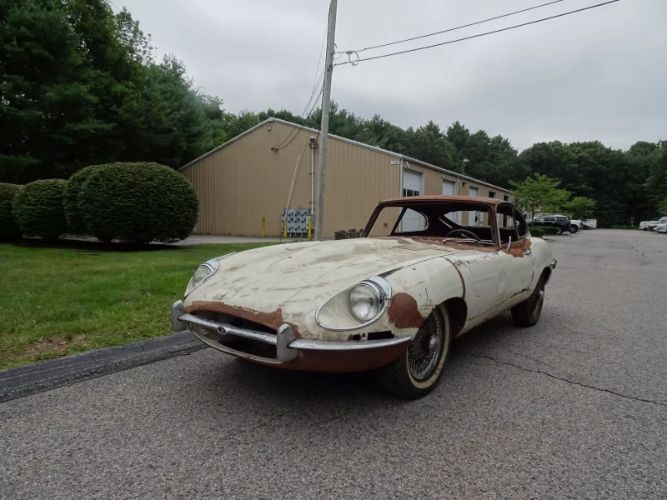 Unknown-E-type-1971-White