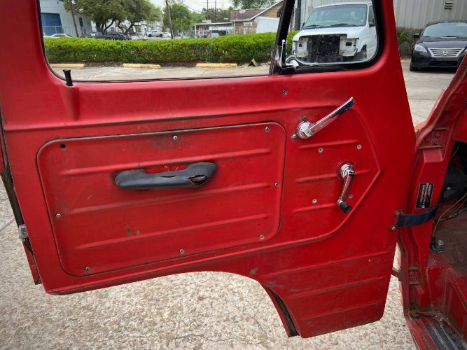 Unknown-Econoline-1961-Monte-Carlo-Red-16