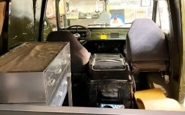 Unknown-Econoline-1965-Green-Gray-7