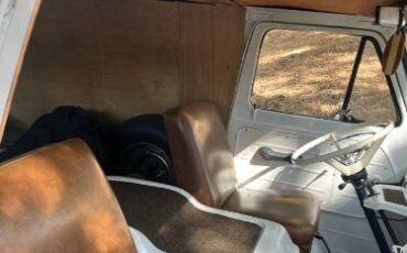 Unknown-Econoline-1966-Yellow-4