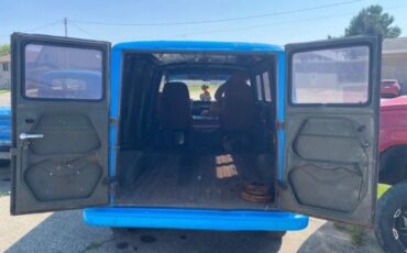 Unknown-Econoline-1967-Blue-1