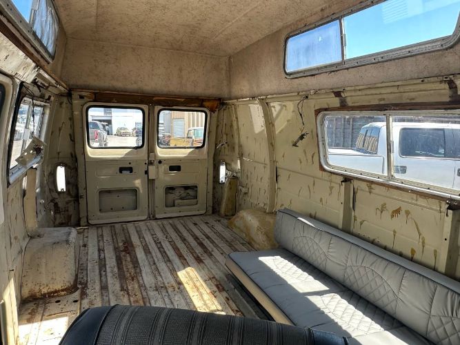 Unknown-Econoline-1971-2
