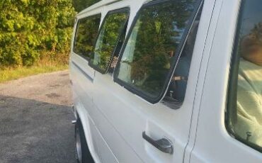Unknown-Econoline-1972-White-Gray-27