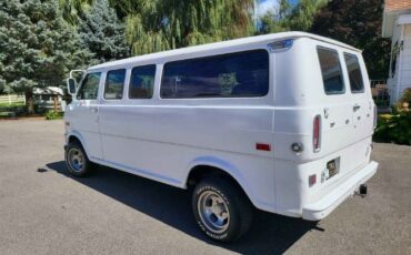 Unknown-Econoline-1972-White-Gray-4