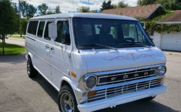 Unknown-Econoline-1972-White-Gray-7