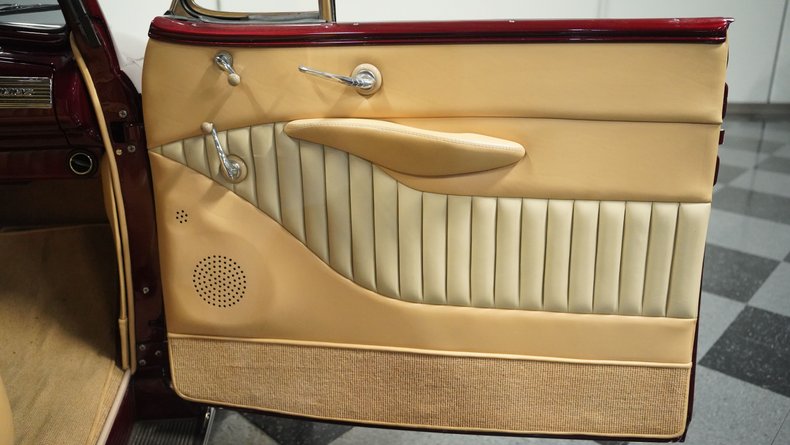 Unknown-Eight-1947-Anniversary-Red-Beige-15